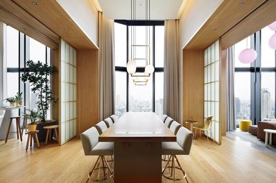 Extreme WOW Penthouse Suite Dining Area