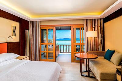 Deluxe King Guest Room Beachfront