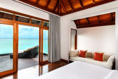 King Guest Room Water Bungalow