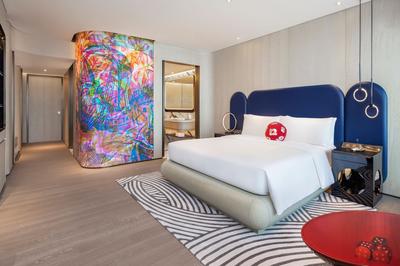Guest room