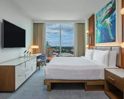 Reserve_Epcot_King_Suite_Bedroom-1-800x638