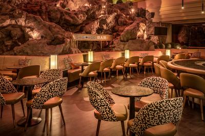Cascade Bar