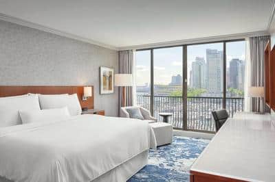 Premium Guest Room - Marina & City View, 1 King Be