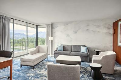 Panoramic Suite - Parlour