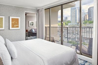 Junior Suite - King Bedroom