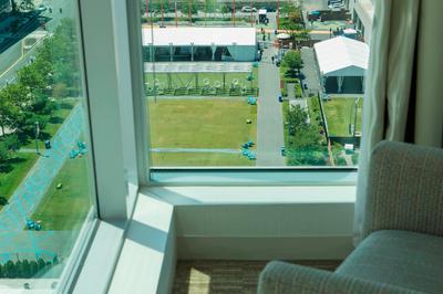 Guest Room - Lawn On D View