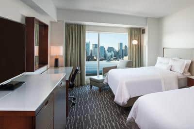 Double/Double Guest Room City View