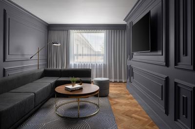 Premium King Suite - Living Area