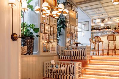 Crudo Bar