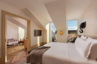 Signature Suites