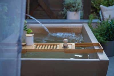 Private Outdoor Tubs