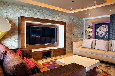 STAR Class Producer Suite Living Area