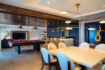 STAR Class Producer Suite Living Area