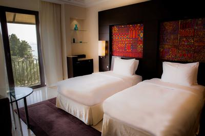 2 Twin Sea View