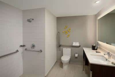Guest Room Bathroom