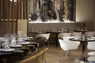 Luna Tapas Bar & Restaurant