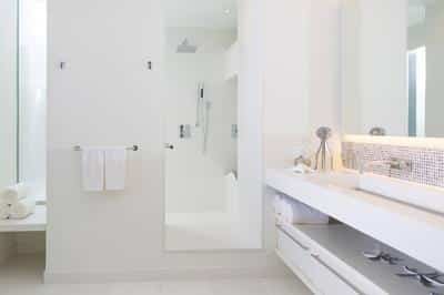 Presidential Suite Bathroom Vanity