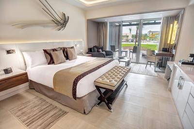 Junior Swim Out Suite