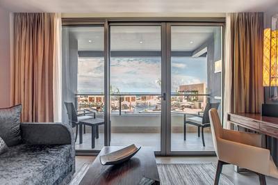 Luxury Junior Suite