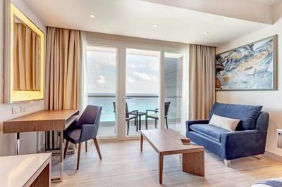 Luxury Presidential Suite Ocean Front Diamond Club