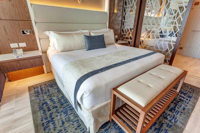 Luxury Chairman Suite