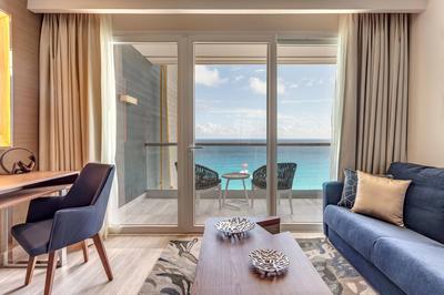 Luxury Chairman Suite