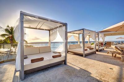 Pool Cabanas