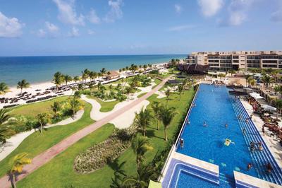 royalton_riviera_cancun-15-6255b7a11f1ba-optimized