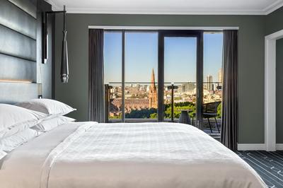 King Terrace Suite