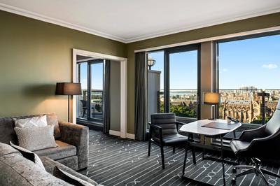 Terrace Suite Lounge