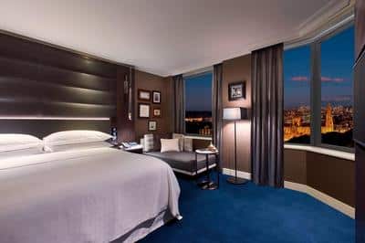 Grand Executive Suite - Bedroom