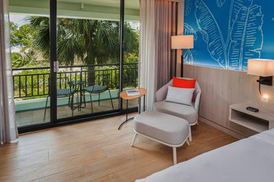 King Guest Room - Limited View
