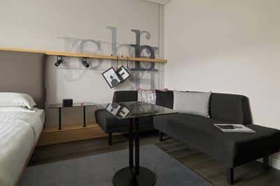 Guest Room - Sofa