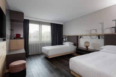 Accessible Twin/Twin Guest Room