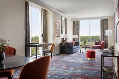 Corner Executive Suite