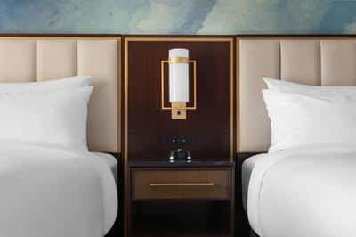 Queen/Queen Guest Room - Detail