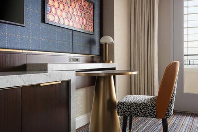 Standard King Desk Detail