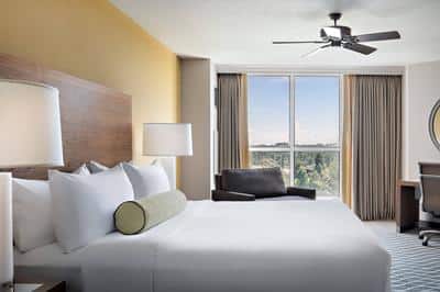 King Florida View Guest Room