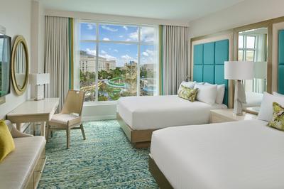 Water Park Access Queen/Queen Guest Room