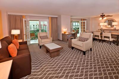 One-Bedroom Deluxe Suite Living Room