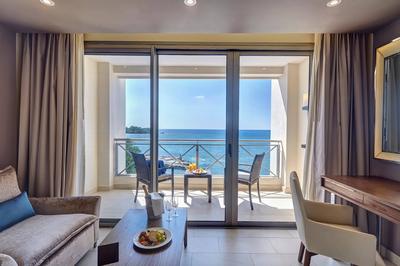 Sunset Ocean View Suite