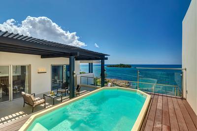 One-Bedroom Luxury Penthouse Suite
