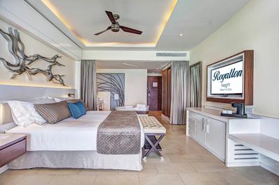 Luxury Junior Suite Ocean View
