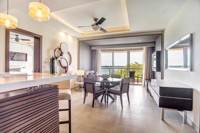 Luxury Presidential One Bedroom Ocean View Suite