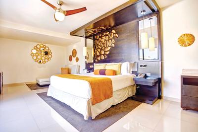 Honeymoon Suite