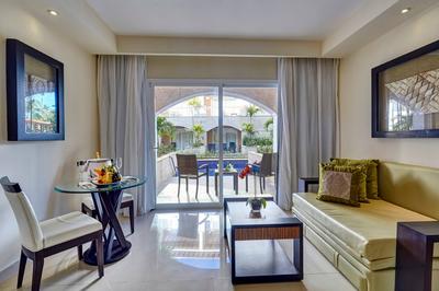 Luxury Room - Swim Out