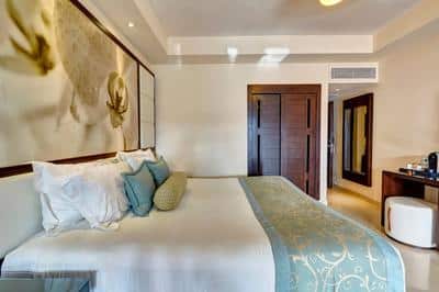 Luxury Swim Out Guest Room