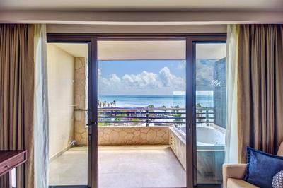 Luxury Suite Jacuzzi Terrace