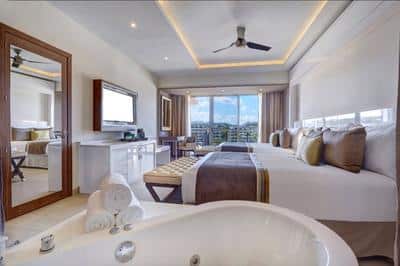 Luxury Junior Suite