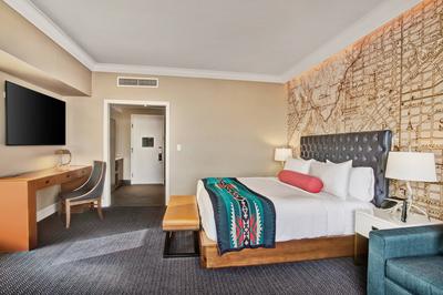 King Deluxe Guest Room